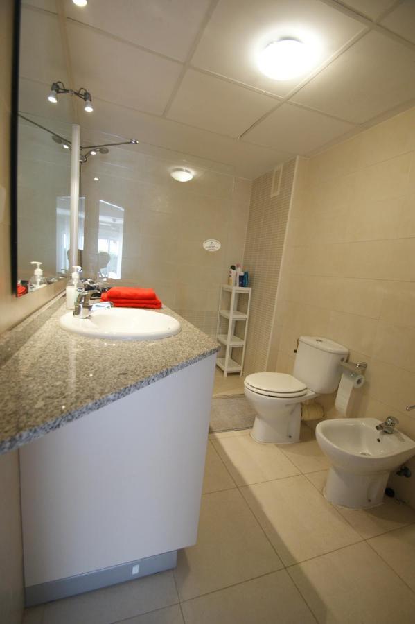 Apartment En A 300 M De La Playa, Con Patio Y Salida Directa A Calle Vera